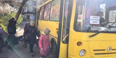 Сегодня в Украине планируют открыть девять гуманитарных коридоров