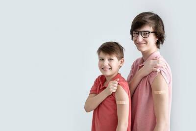Производители вакцины BioNTech/Pfizer намерены получить экстренное разрешение на третью прививку для детей от пяти до одиннадцати лет