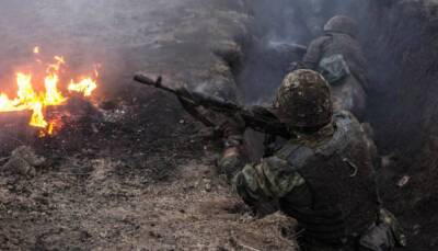 На Луганском и Донецком направлениях за сутки отбито 10 атак врага, - пресс-центр ООС