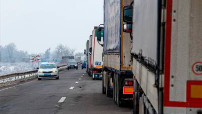 Международные перевозчики отказываются везти российские товары