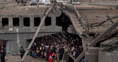 Зеленский хочет построить мемориал о мосте в Ирпене и пережитой "навале"
