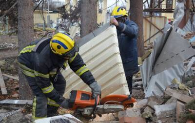 В Бородянке из-под завалов достали 41 тело - korrespondent.net - Россия - Украина - Киевская обл.