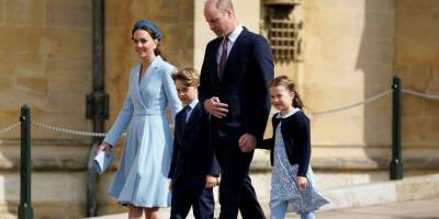 Кейт Миддлтон и принц Уильям вместе со старшими детьми посетили пасхальную службу в Виндзоре