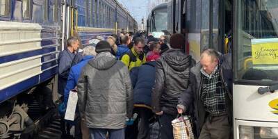Укрзализныця объявила график эвакуационных поездов на 18 апреля