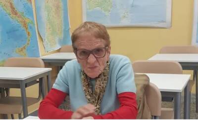 «Мои одноклассники мне как внуки»: 90-летняя итальянка вернулась в класс, чтобы получить школьный аттестат