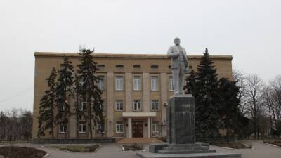 В оккупированном Геническе установили памятник Ленину