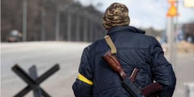 Одесские правоохранители задержали иностранца, который фотографировал блокпосты военных