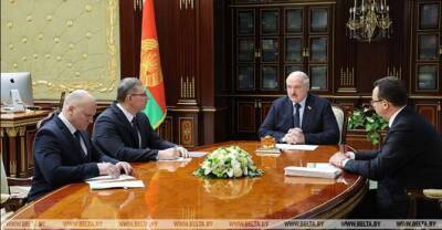Lukashenko: If America does not sell medicines, we should buy them in India, Cuba