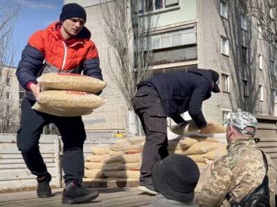 ДТЭК Ахметова направил в поддержку армии и на гуманитарные цели 324 млн гривен