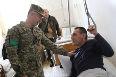 В Одессе почти 20 раненых воинов получили награды за мужество и самопожертвование — генштаб ВСУ