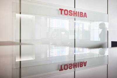 Toshiba остановила прием заказов и инвестиции в Россию