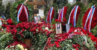 В России дорожают гробы и надгробия