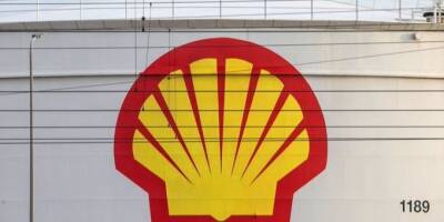 Shell отзывает сотрудников с российских проектов