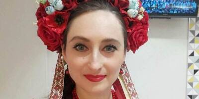 «Я словно плачу через мелодию». Украинская оперная певица Оксана Степанюк в Японии выступает на концертах в поддержку родины