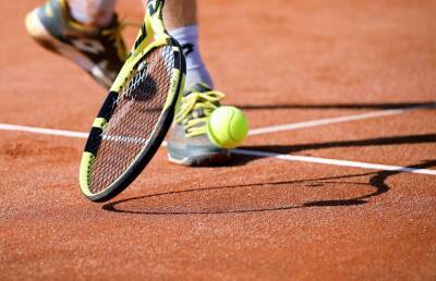 Белорусских и российских теннисистов не допустят к турниру в Уимблдоне