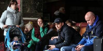«Легче быть здесь, это дом». Почему украинки массово возвращаются домой, хотя война продолжается — The Guardian