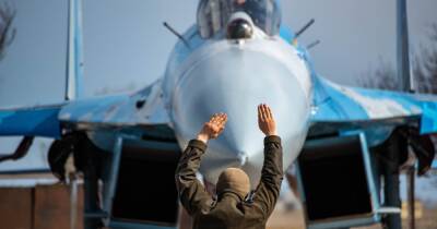 ВВС Украины пополнились около 20 боевыми самолетами благодаря поставкам Запада, — CNN