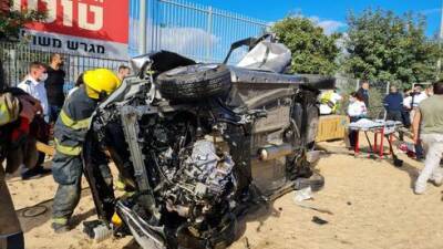 Трагедия в Кирьят-Моцкине: машина рухнула на гулявшего с собакой мужчину