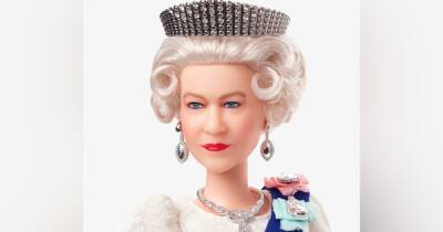 Королева Елизавета II cтала куклой Барби (фото)