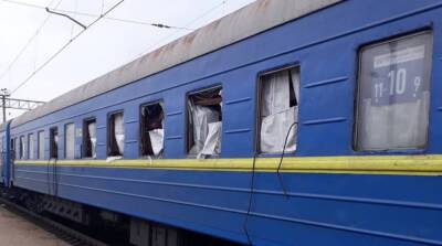 По Запорожью нанесен ракетный удар: взрывная волна выбила окна в поезде
