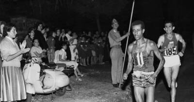 Марафон. Удивительная победа Абебе Бикилы, который бежал всю дистанцию босиком