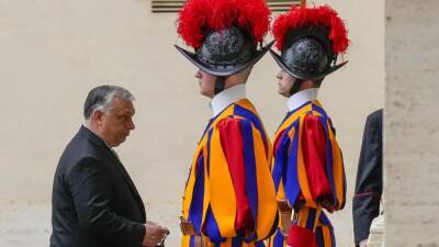 Виктор Орбан встретился с папой римским Франциском
