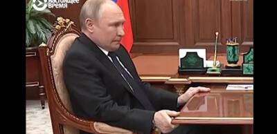 Відео зустрічі Путіна та Шойгу дало новий привід для обговорення здоров'я вождя країни-агресора
