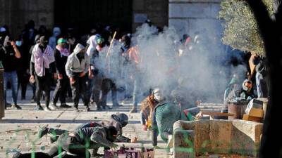 Новый взрыв насилия в Иерусалиме: арабы бушуют на Храмовой горе