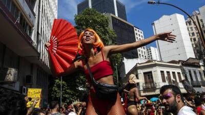 В Рио вернулся карнавал