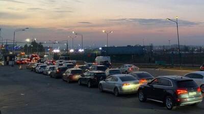 Украинцы едут домой, на выезде из Польши на границе – очереди