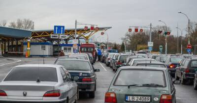 По примеру Украины: в РФ предлагают отменить растаможку авто