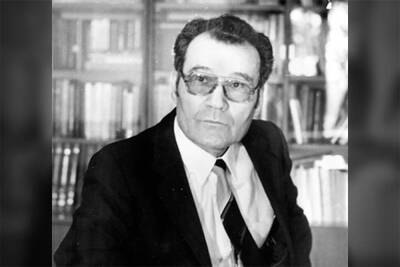 В Ашхабаде скончался известный народный писатель Рахим Эсенов