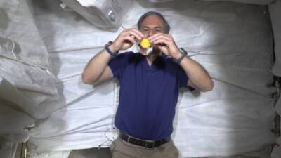 После 16 дней в космосе израильский астронавт возвращается на Землю