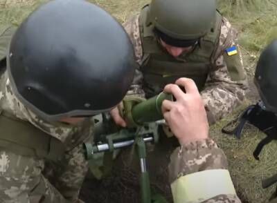 "У оккупантов ничего не вышло": украинский защитник в свой день рождения сбил вертолет рф, видео