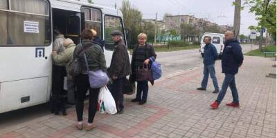 Оккупанты обстреляли эвакуационный автобус в Рубежном