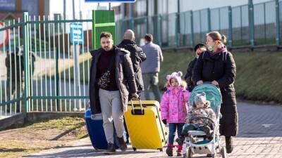 Украину покинули уже более 5 млн граждан