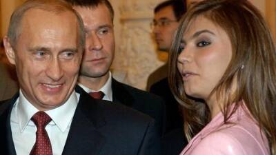 WSJ рассказал о Путине, Кабаевой, их трех детях и санкциях, которых пока нет