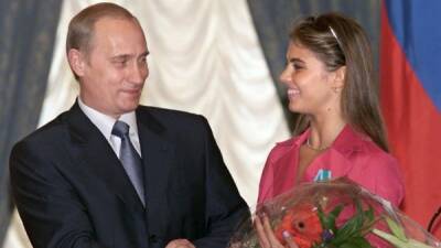 WSJ рассказал о Путине, Кабаевой и троих детях. Что нужно знать об этой публикации