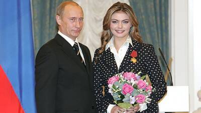 США не стали вводить санкции против Алины Кабаевой, чтобы избежать эскалации в отношениях с Путиным - WSJ