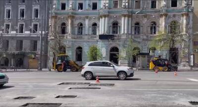В Харькове начали ремонтировать дороги (видео)