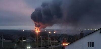В Белгородской области загорелся склад боеприпасов: в сети появилось видео пожара