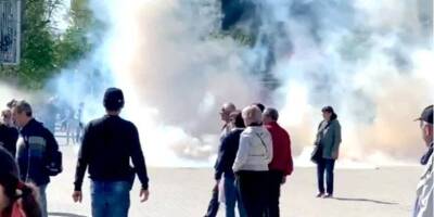 Разгон митинга в оккупированном Херсоне: количество пострадавших мирных жителей возросло до четырех — видео