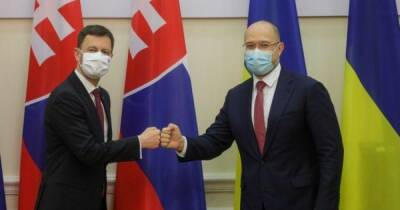 Премьер Словакии призвал навсегда отменить пошлины на экспорт Украины в Евросоюз