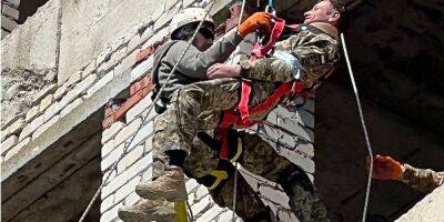 Военные из Одесской области учились спасать людей из разрушенных зданий