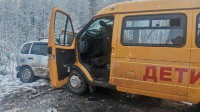 7 детей пострадали в ДТП с микроавтобусом в Иркутской области