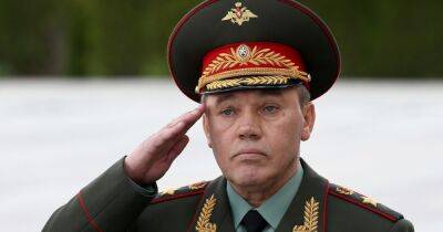 Начальник российского генштаба Герасимов прибыл под Изюм, чтобы лично командовать наступлением, - СМИ