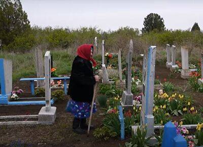 "Не игнорируйте предупреждения": украинцев призвали не ходить на кладбища в поминальные дни, названа причина