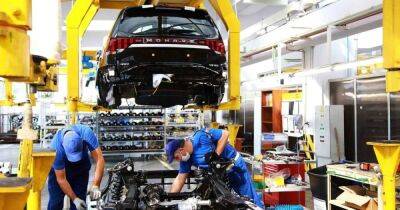 Без автопрома: автомобильные заводы в РФ продолжают останавливаться один за другим