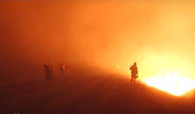 В Упоровском районе крупный пожар вплотную подошел к двум населенным пунктам