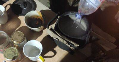 Кофе в закромах — счастье на весь день: боец "Азова" показал обед военных в Мариуполе (фото)